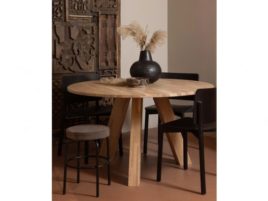 Chaise Karel